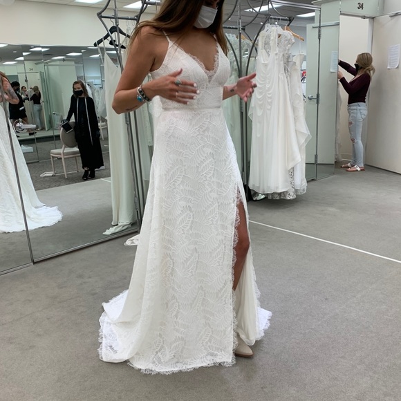 Size 4 unaltered boho wedding dress - Picture 3 of 3